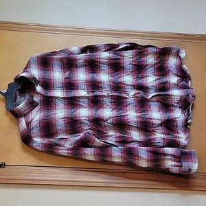 Croft & Barrow maroon & navy plaid flannel shirt M like new